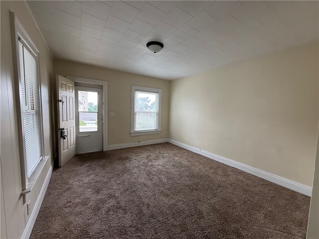 804 Creighton Ave - Photo 5 of 24