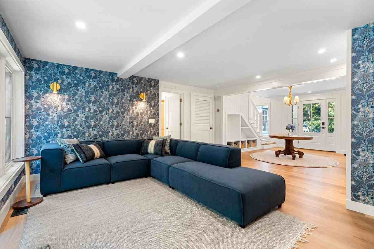 14 Chapel Rd - Photo 5 of 29