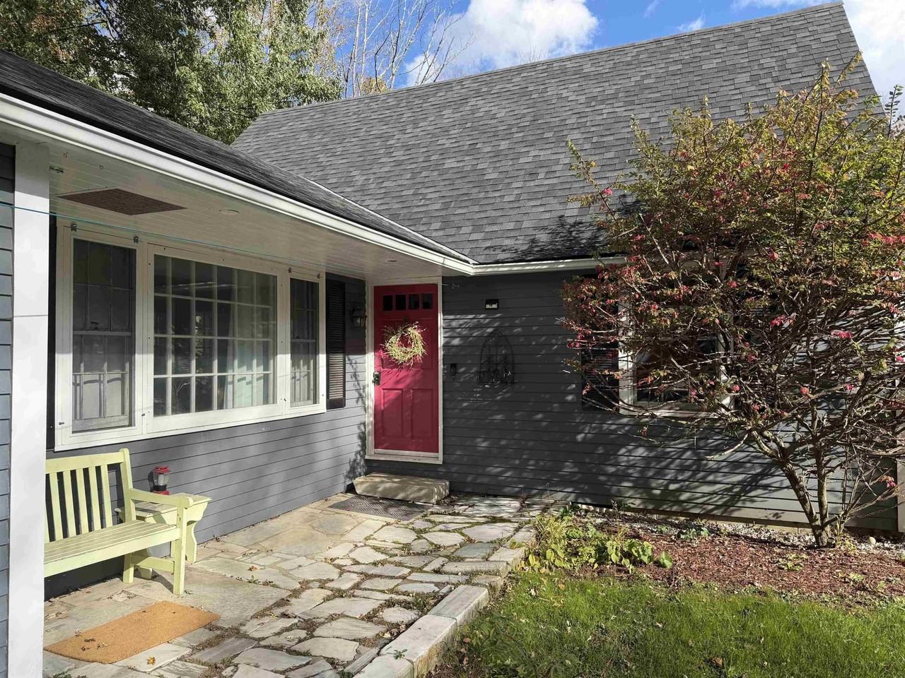 1192 North Rd - Photo 3 of 29