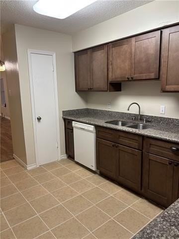 233 Beech St - Photo 5 of 17