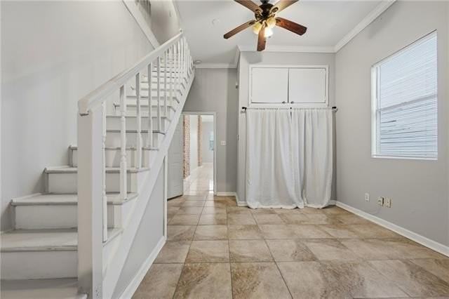 932 Lamanche St - Photo 3 of 9