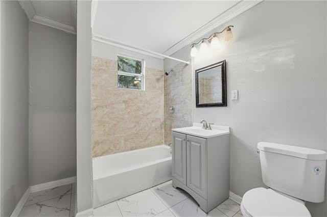 932 Lamanche St - Photo 5 of 9