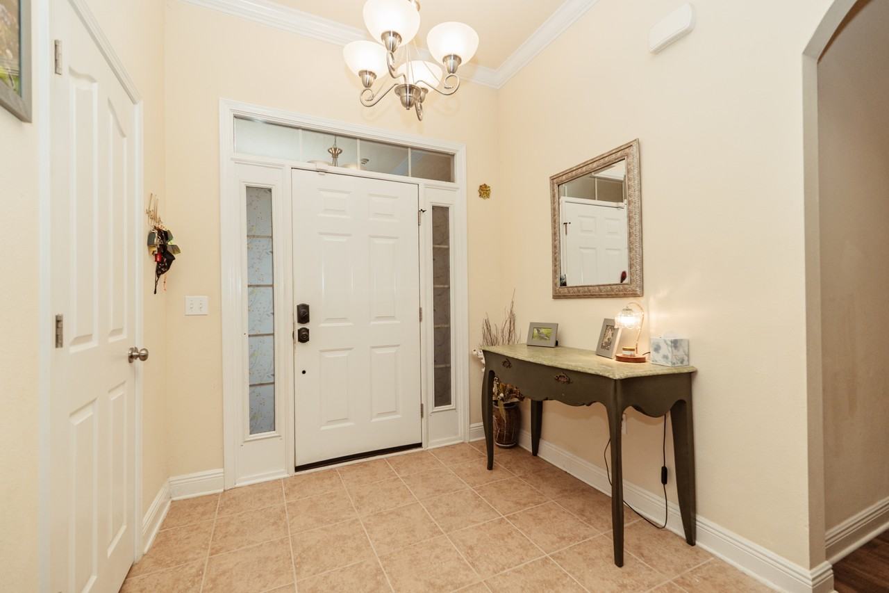 624 Red Fern Rd #1 - Photo 3 of 41