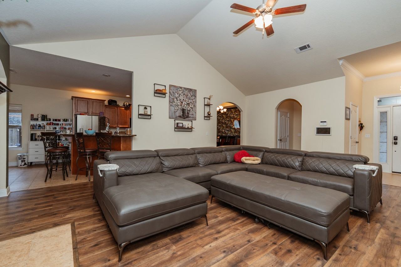624 Red Fern Rd #1 - Photo 6 of 41