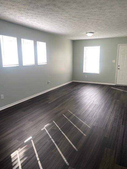 751 E Mound St #1 - Photo 4 of 20