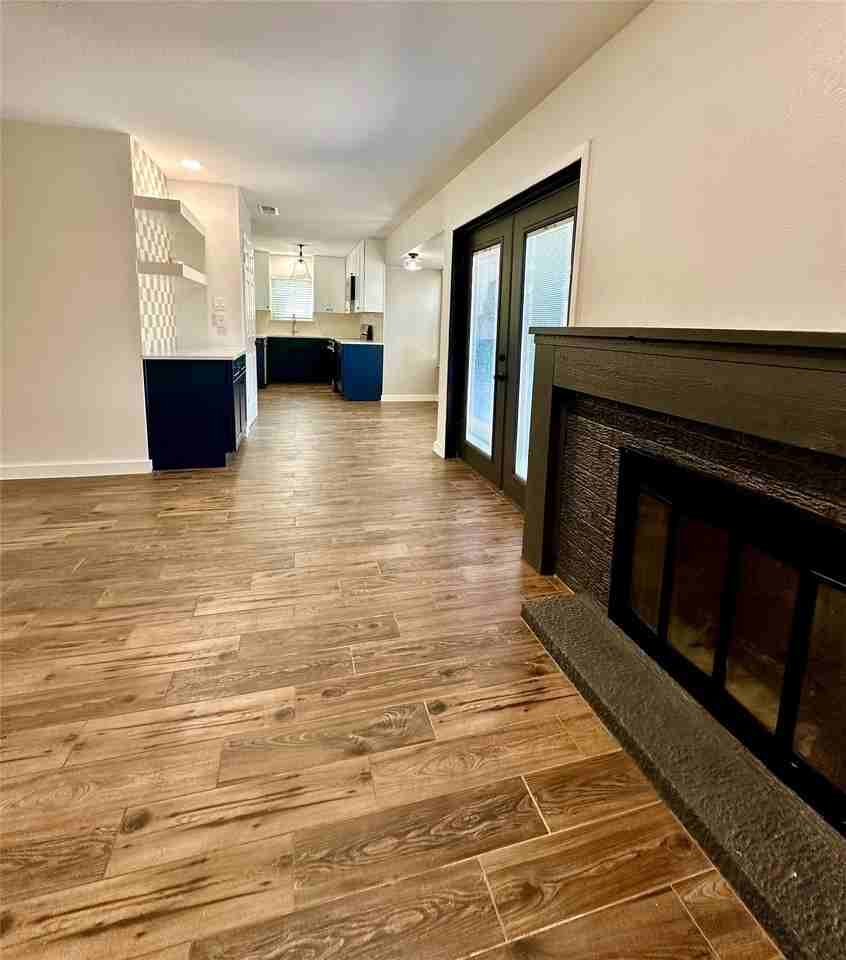 120 Lakeway Dr - Photo 6 of 25