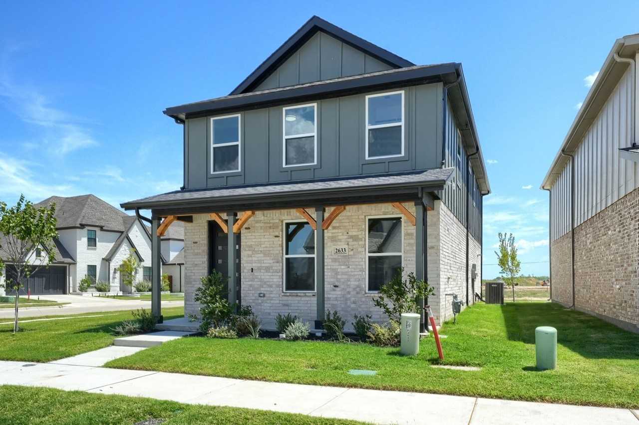 2633 Tanager St - Photo 3 of 25