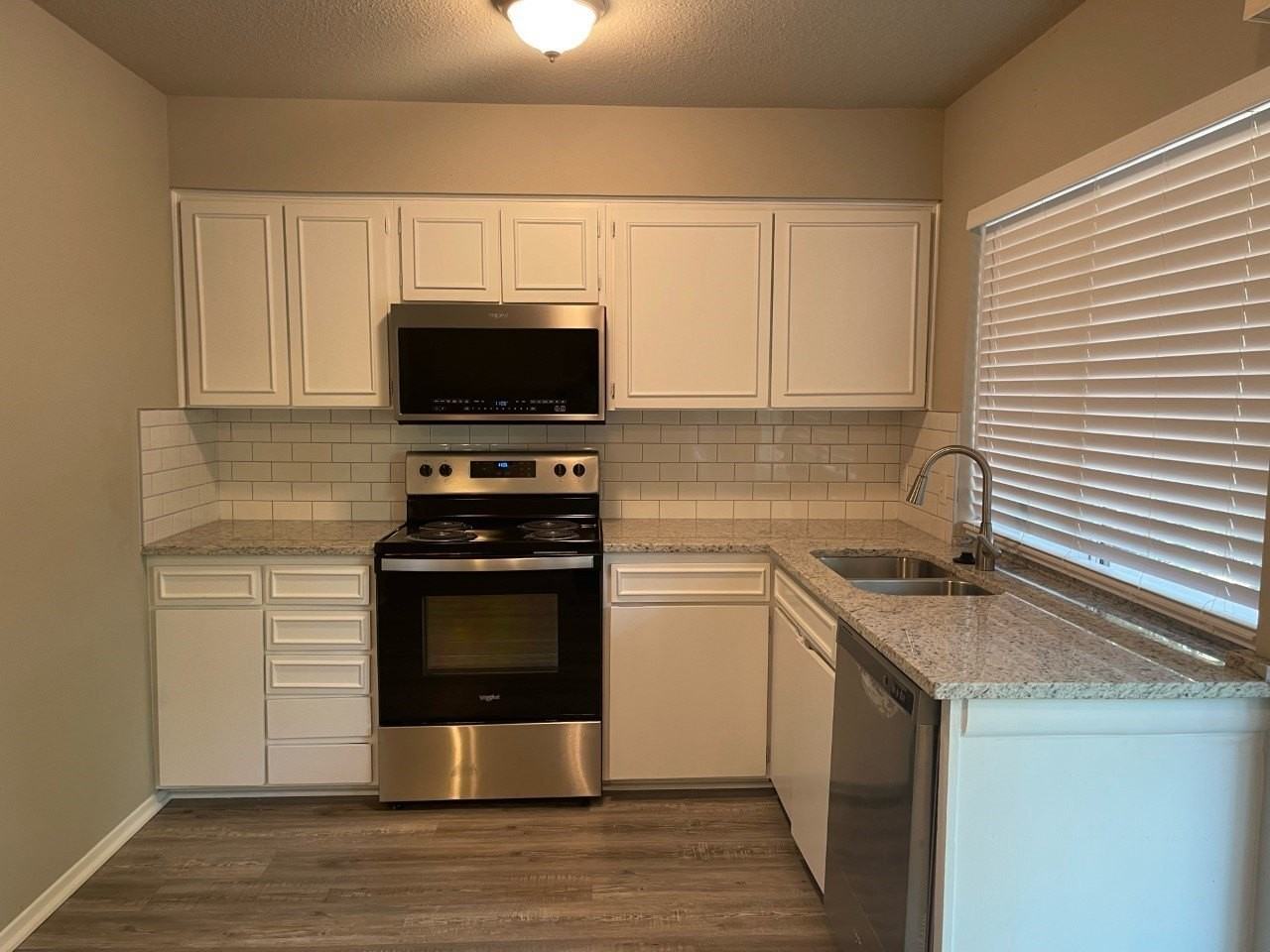 1517 Vanderbilt Dr - Photo 4 of 11