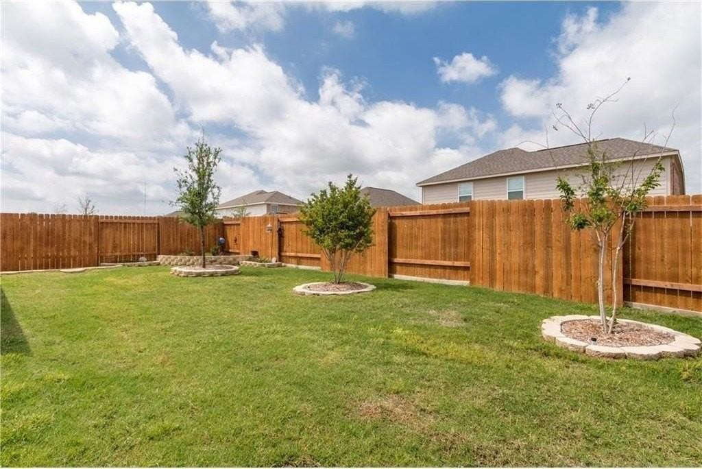 1800 Sweet Gum Dr - Photo 3 of 5