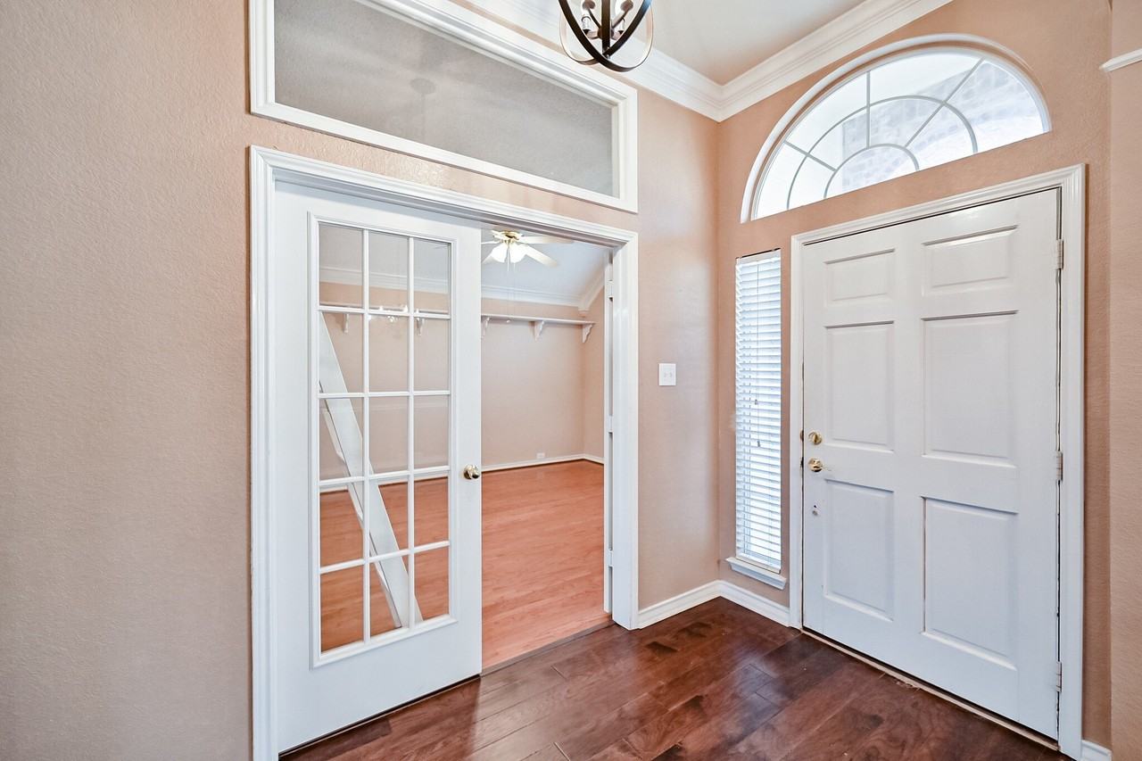 2017 Perry Dr - Photo 6 of 25