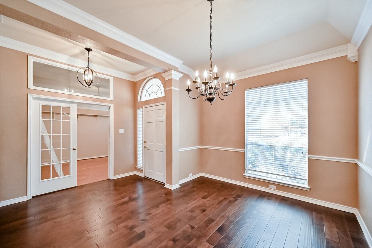 2017 Perry Dr - Photo 7 of 25