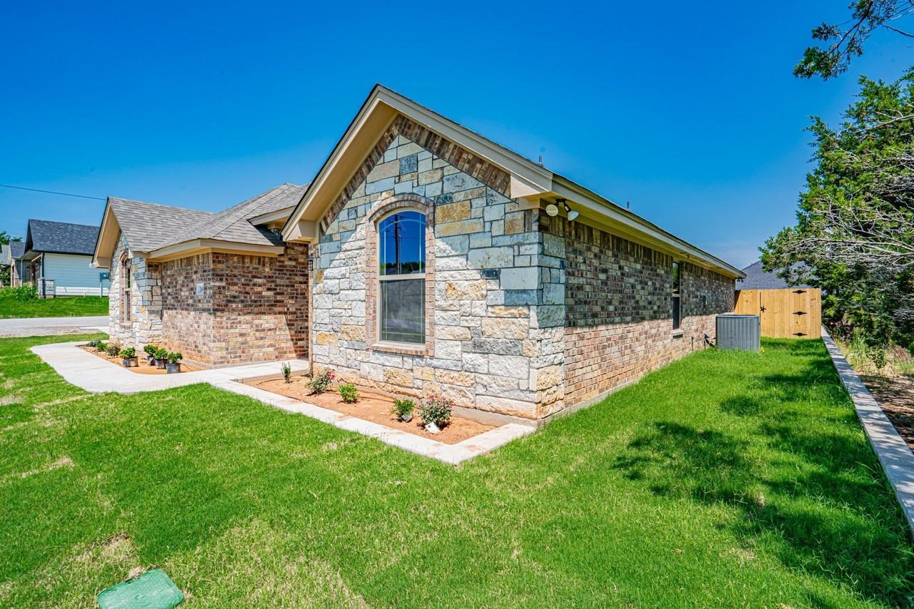 2600 Creek Dr - Photo 4 of 30
