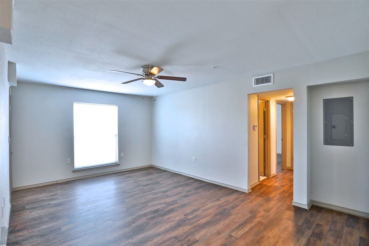 2800 Sayles Blvd #07A - Photo 4 of 14
