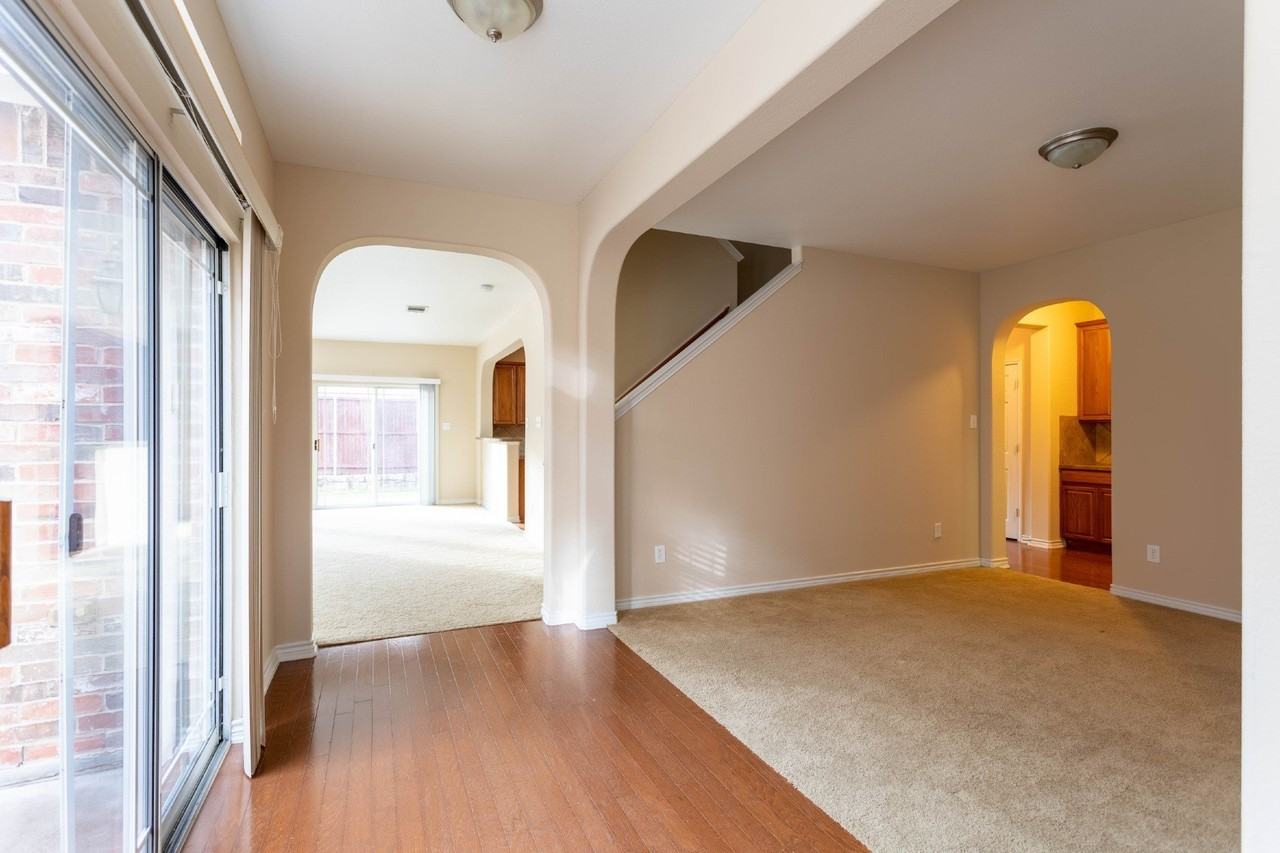 6509 Hickory Hill Dr - Photo 2 of 21