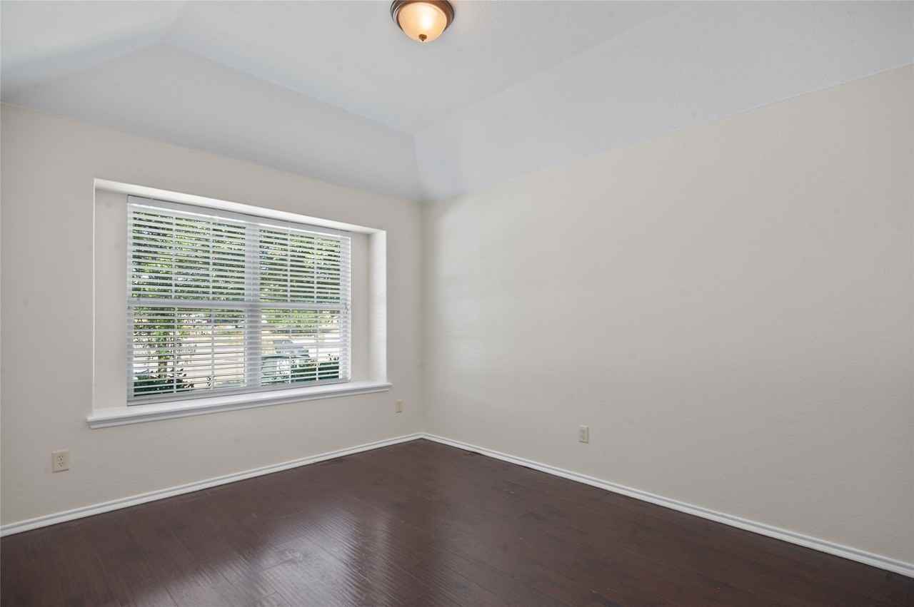 805 Hazels Way - Photo 5 of 22