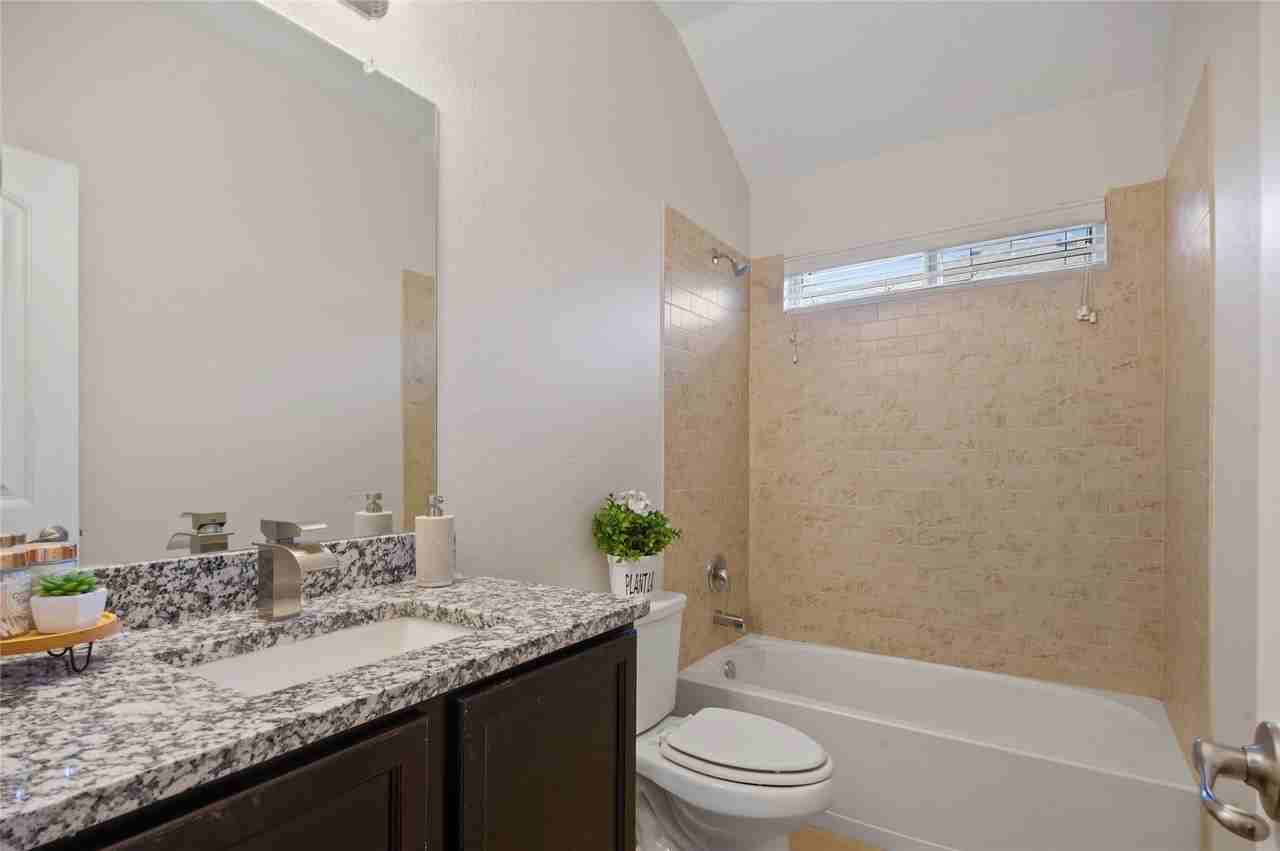 805 Hazels Way - Photo 6 of 22