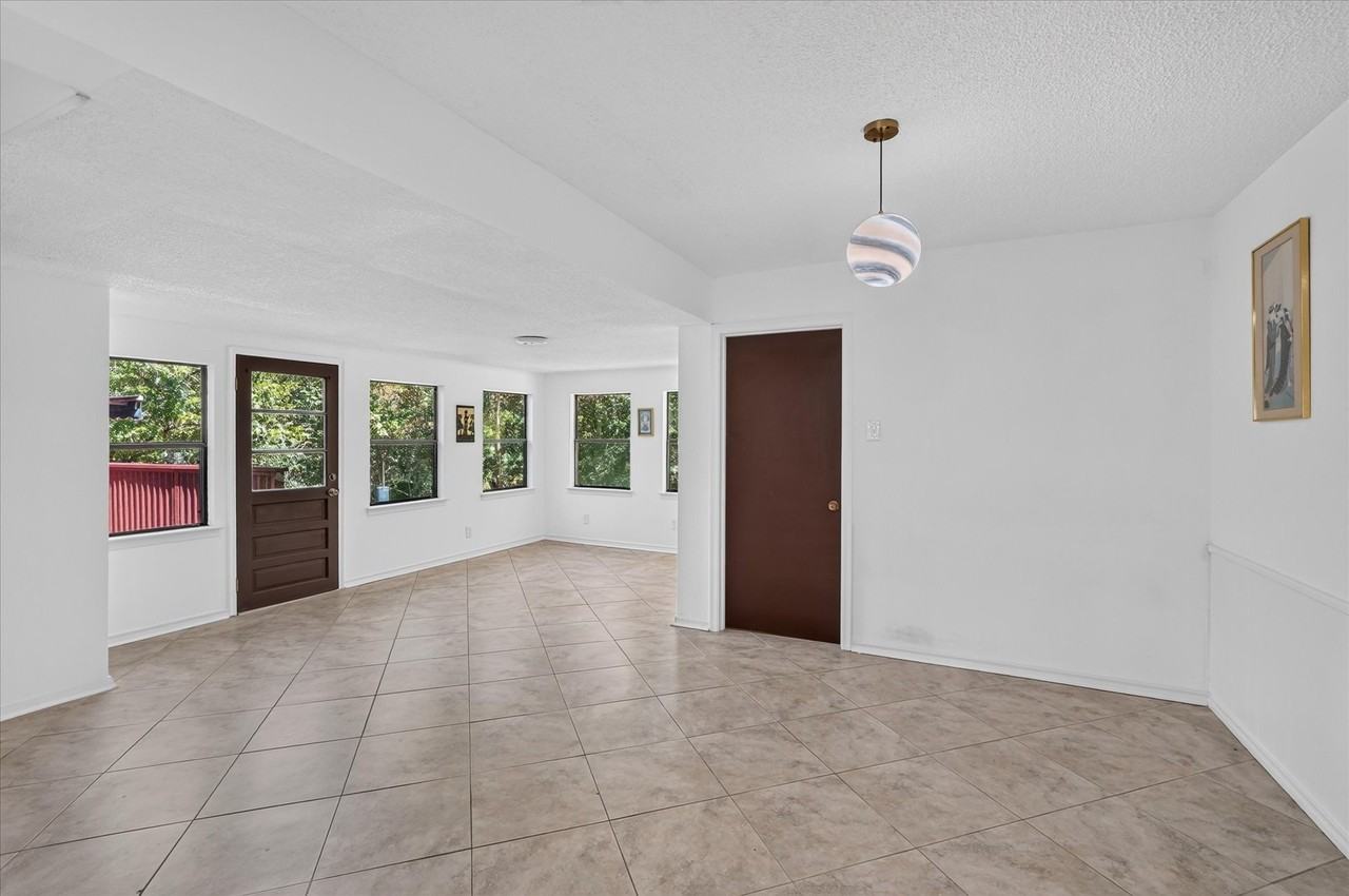 9584 Ash Creek Dr - Photo 2 of 32
