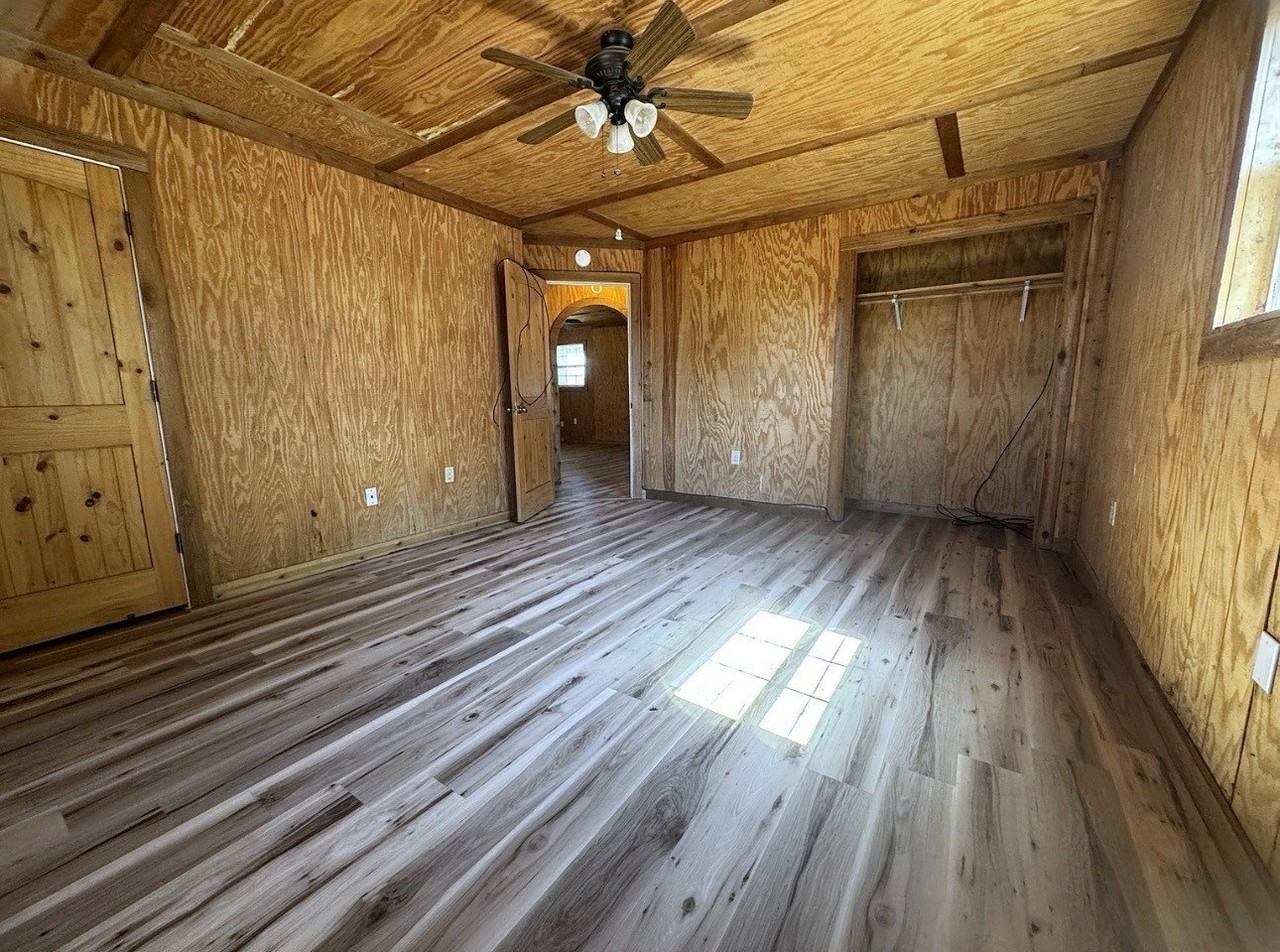 390 Private Road 4379 - Photo 6 of 9