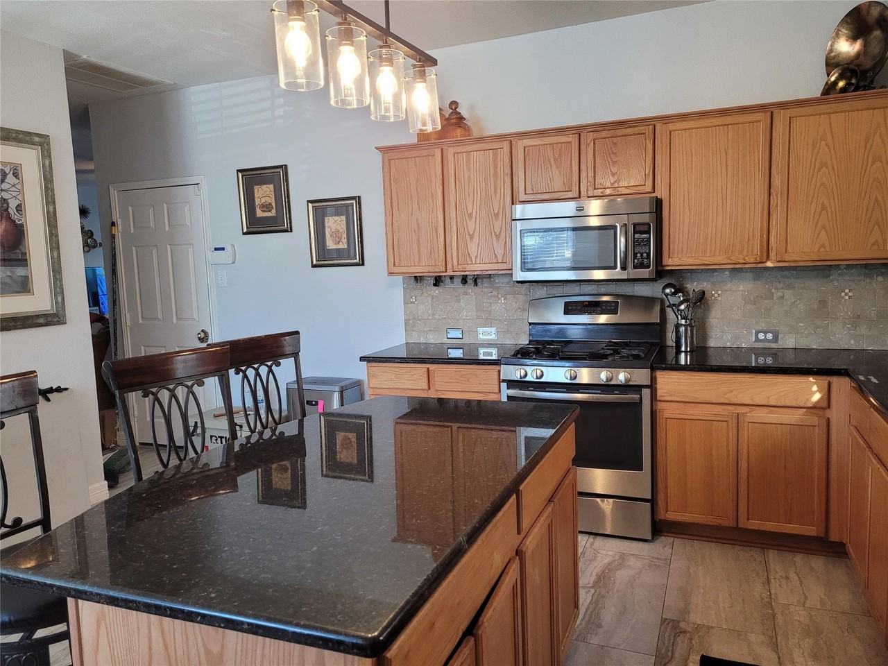 2824 Misty Ridge Ln - Photo 3 of 25