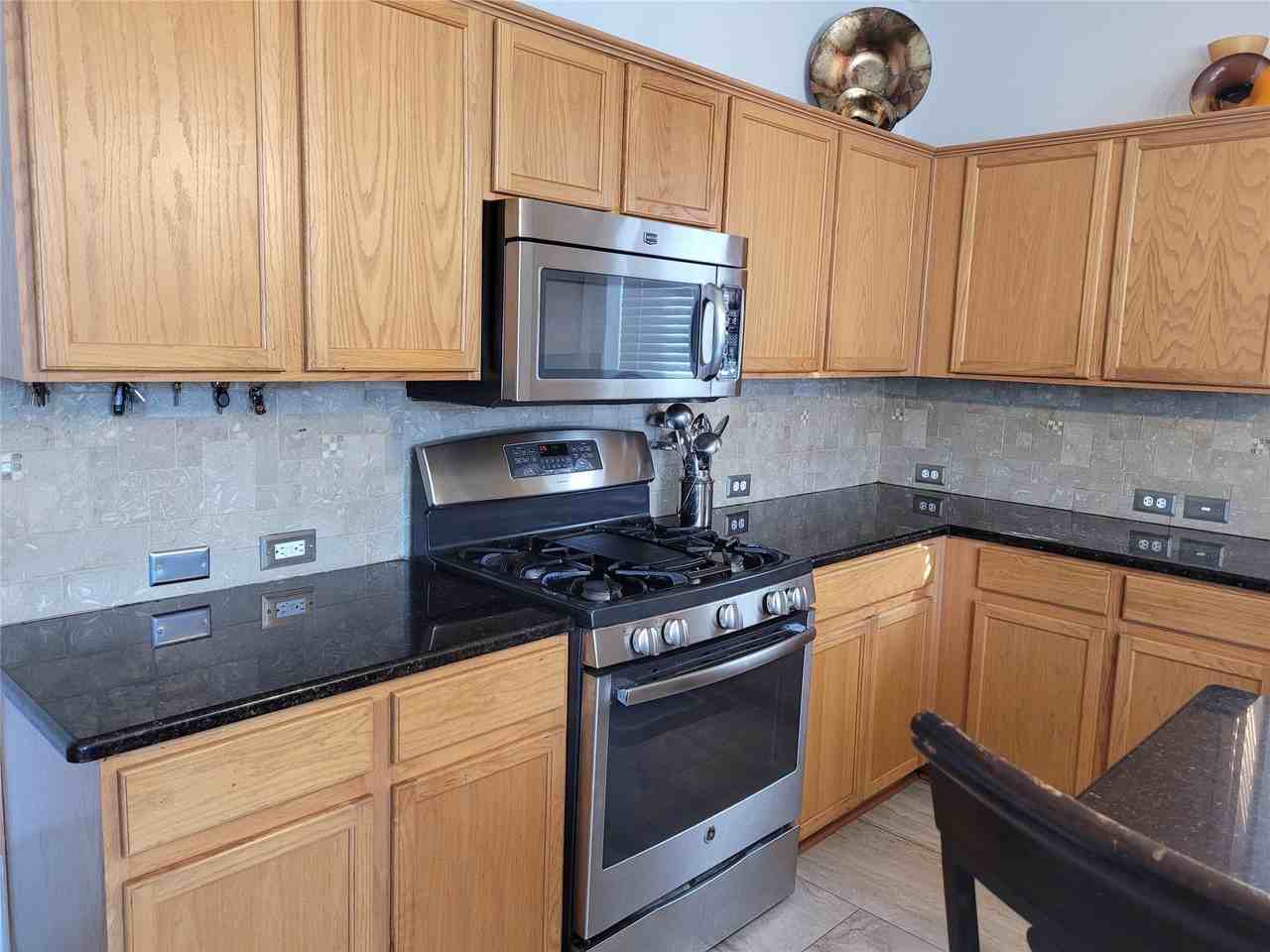 2824 Misty Ridge Ln - Photo 4 of 25