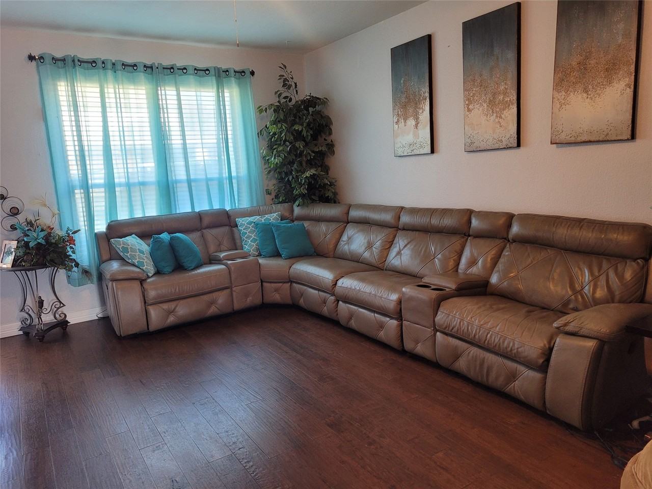 2824 Misty Ridge Ln - Photo 5 of 25