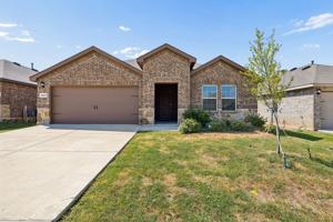 featured image of 3030 Sweetwater Trl