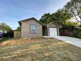 1304 E Magnolia Ave - Photo 1 of 1