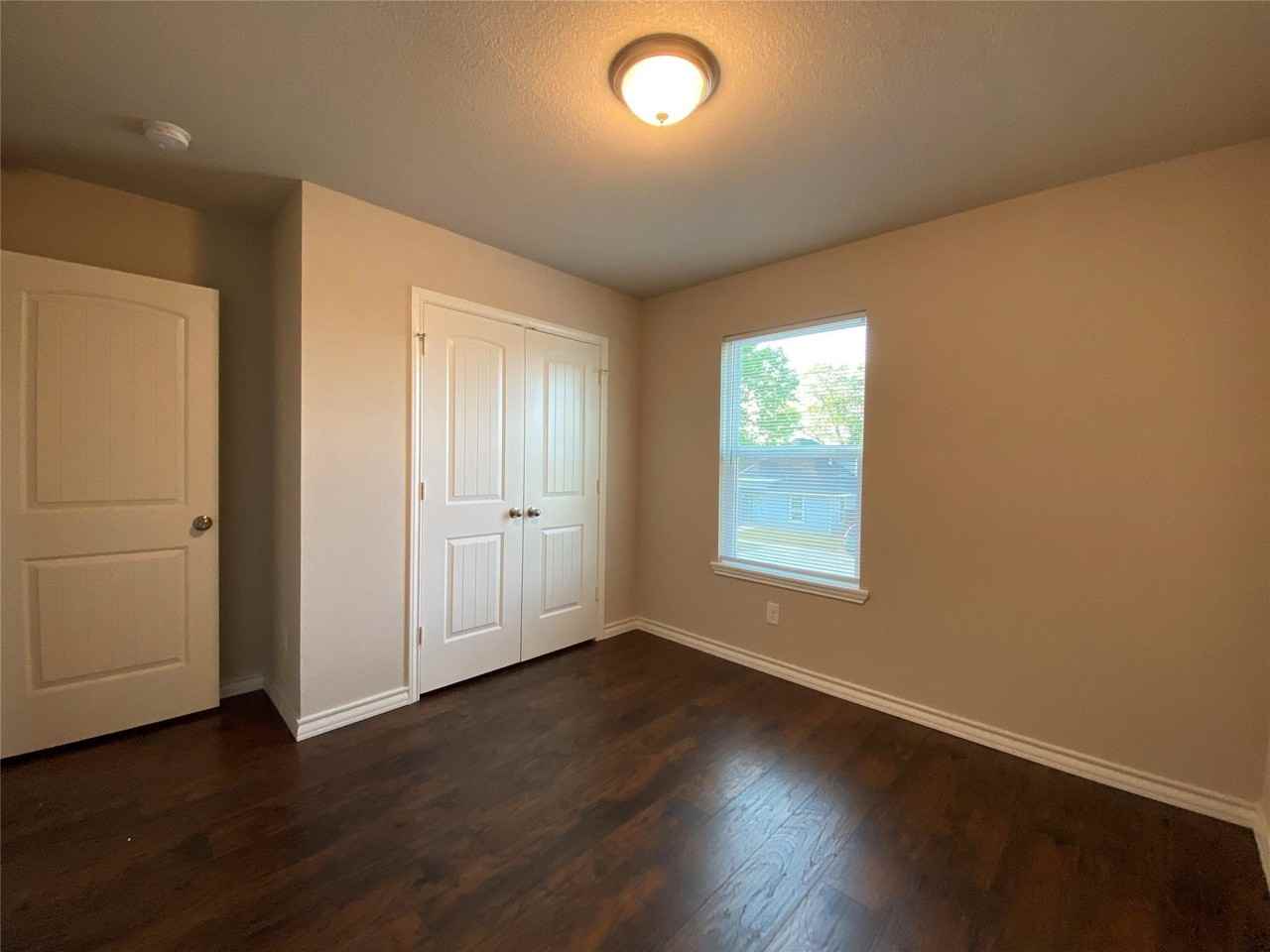 1304 E Magnolia Ave - Photo 5 of 22