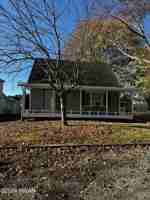featured image of 202 Sarah St