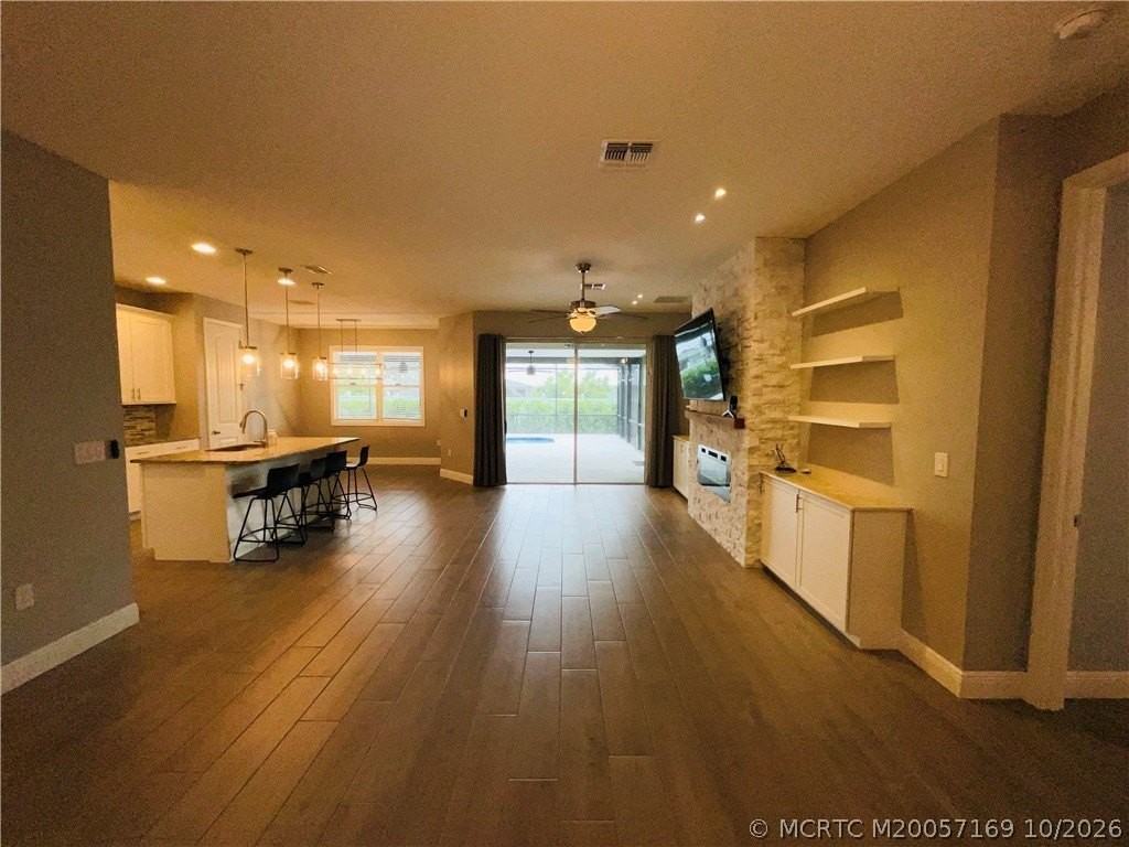 4551 Sw Masefield St - Photo 4 of 27