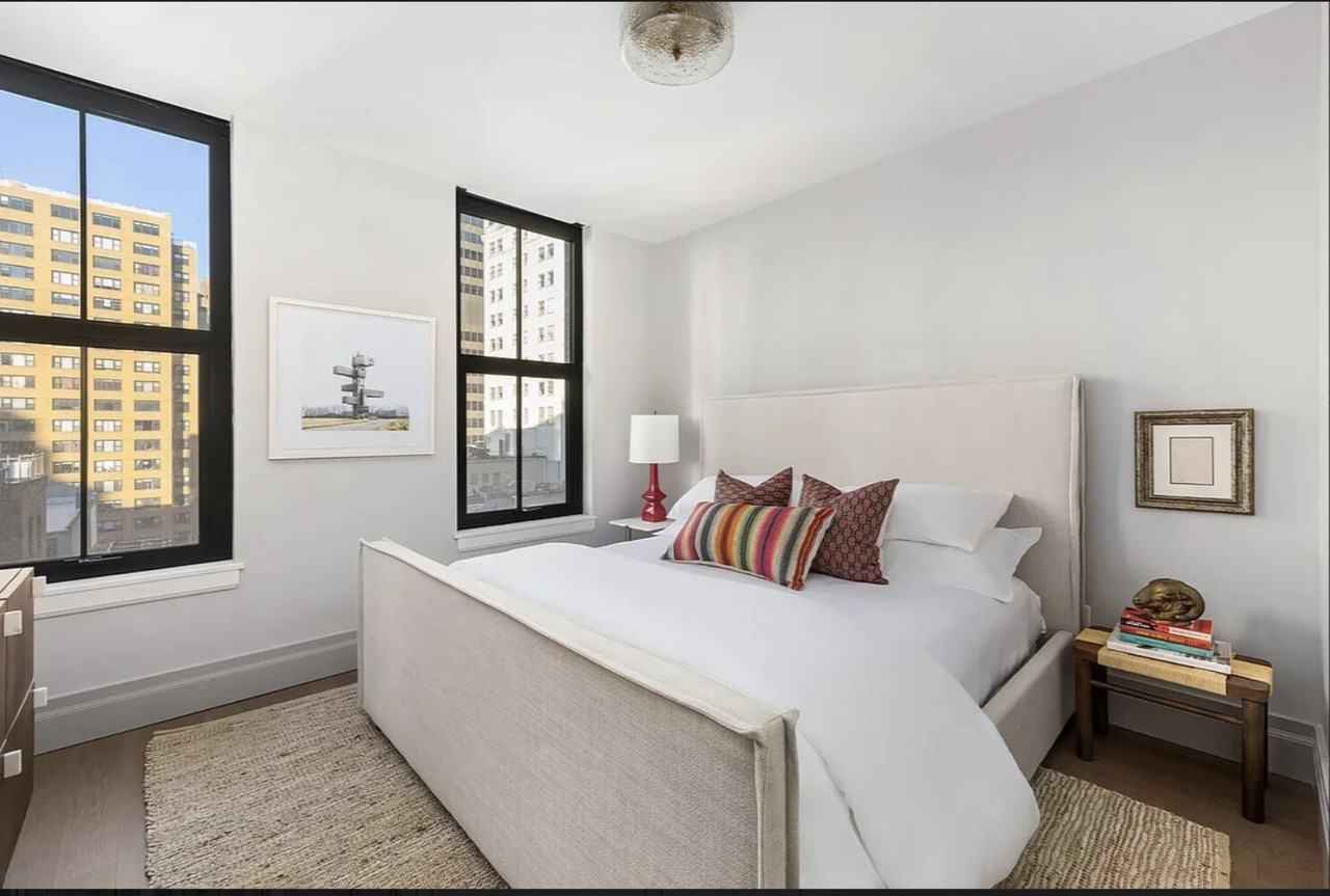 76 Schermerhorn St - Photo 4 of 8