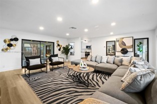 679 Sw 17th Ct - Photo 1 of 1
