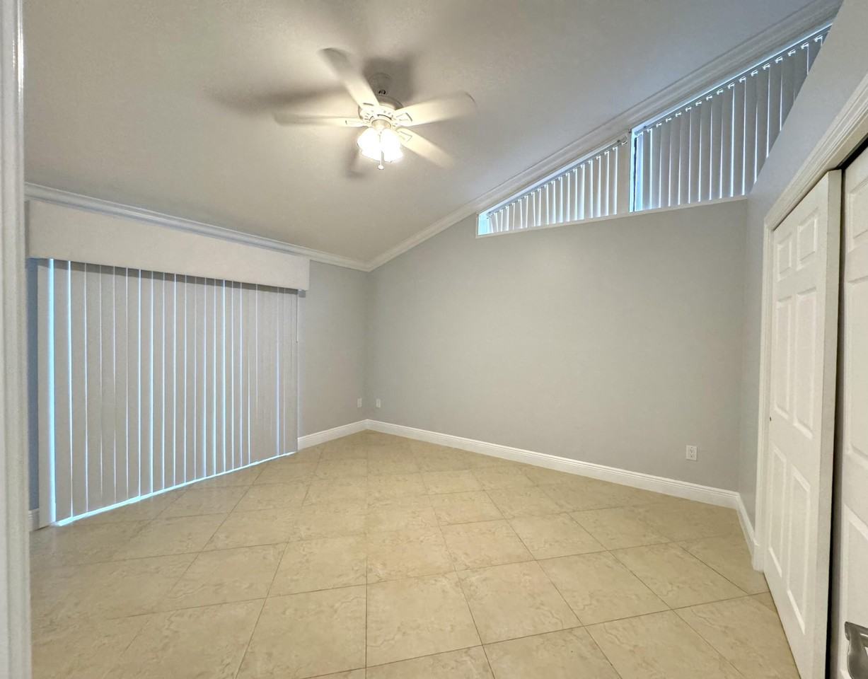 5372 Eagle Lake Dr - Photo 5 of 10