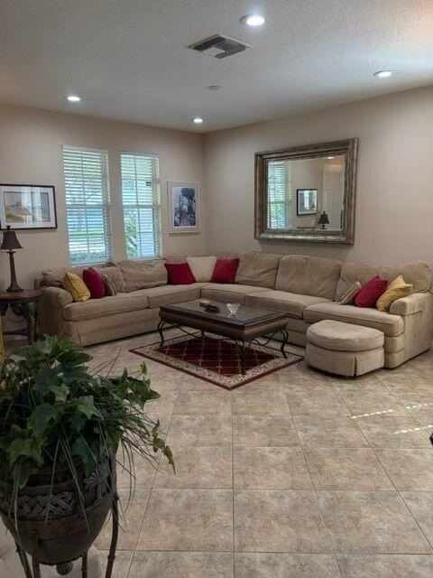 177 Evergrene Pkwy - Photo 3 of 35