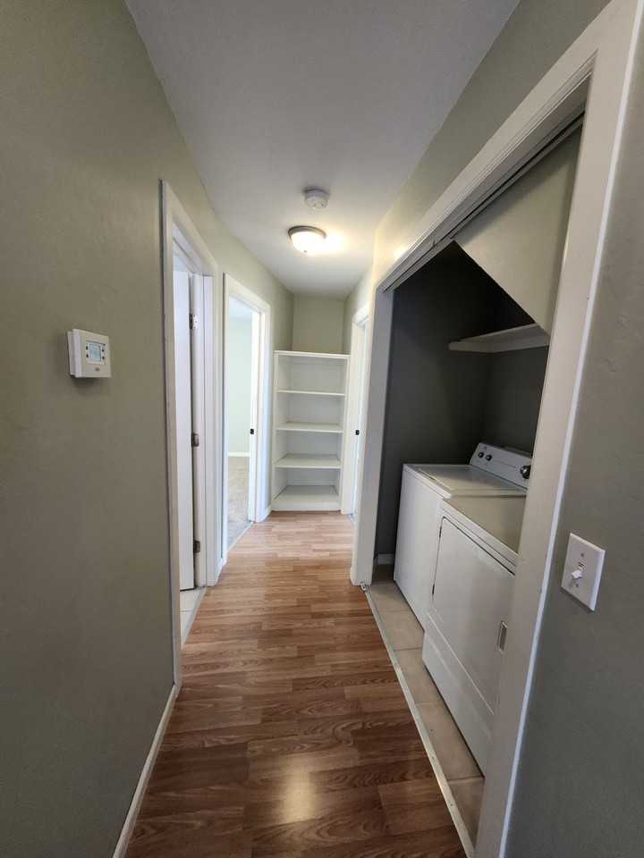 1214 Nw 22nd St #1 - Photo 6 of 30