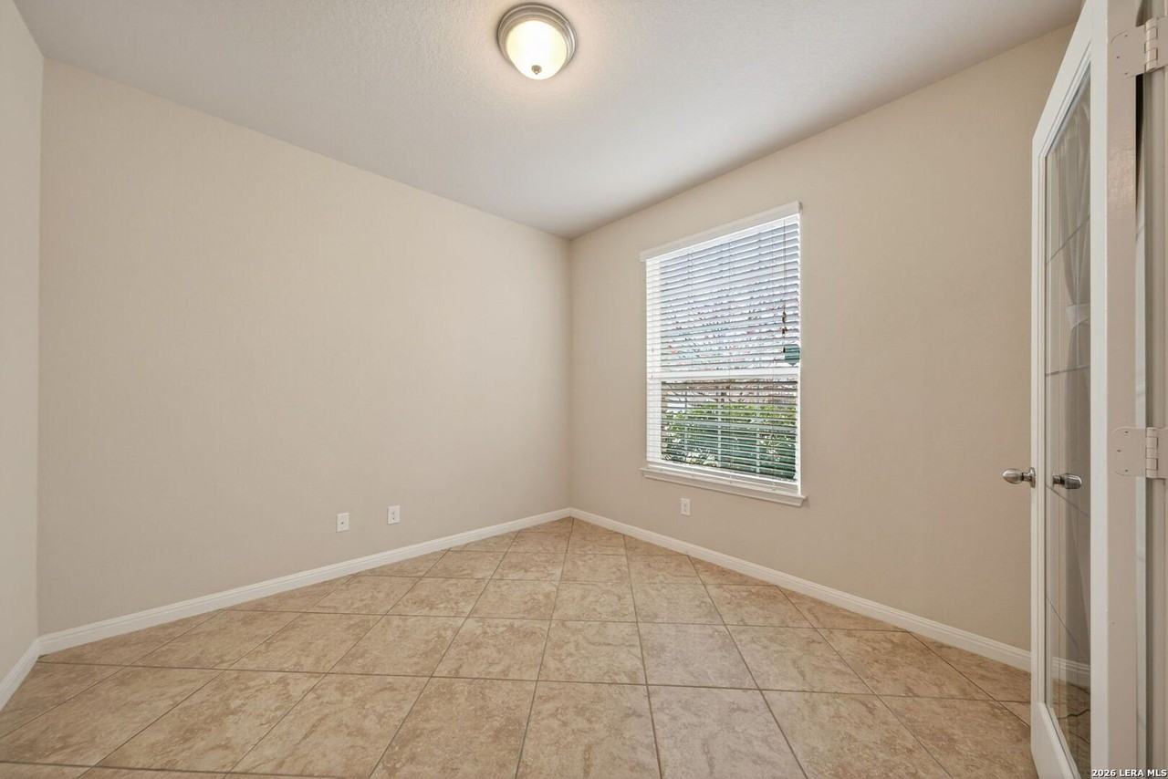 2260 Lighthouse Dr - Photo 6 of 33