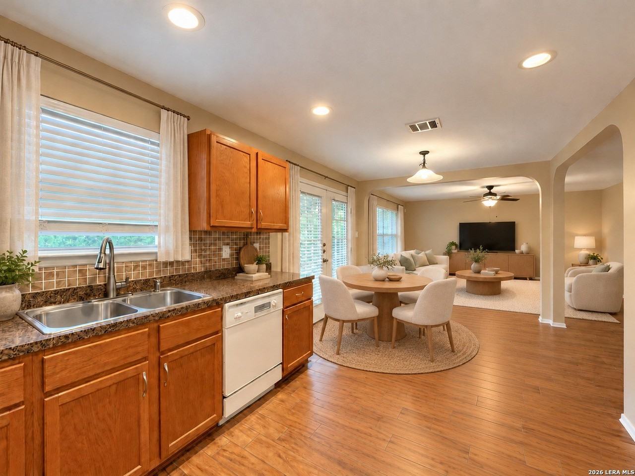 10111 Sparrow Way - Photo 5 of 50