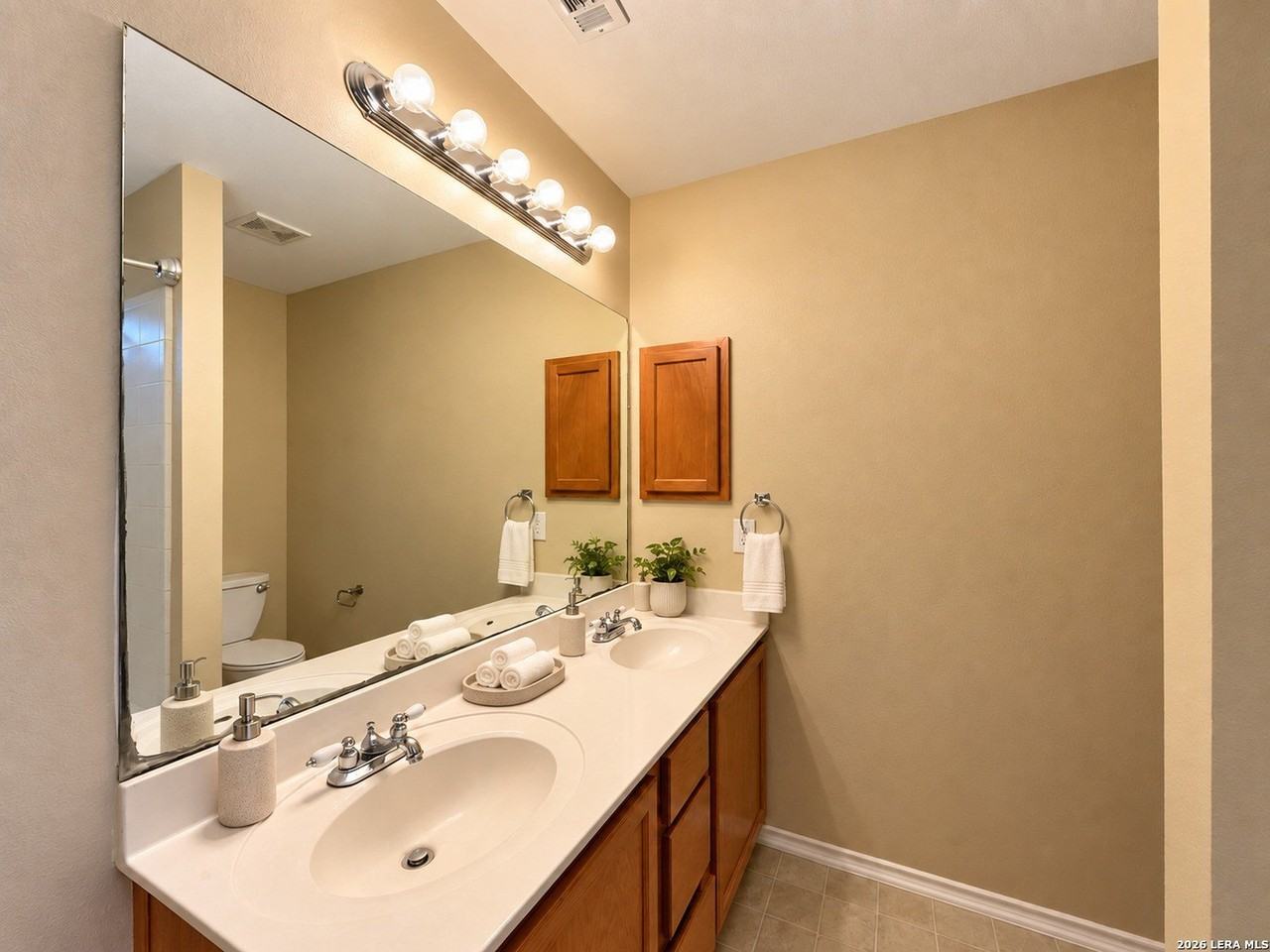 10111 Sparrow Way - Photo 7 of 50