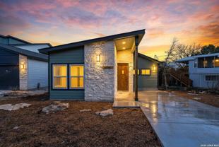 1310 Mountain Top Loop - Photo 1 of 1