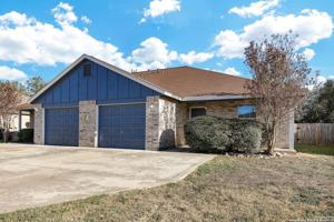 featured image of 1076 Misty Acres Dr