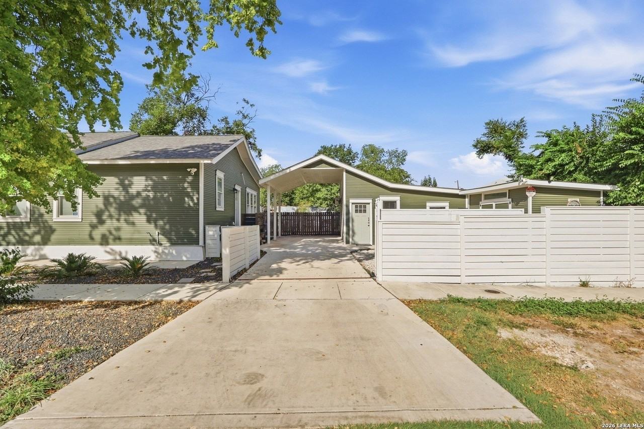 417 Willow - Photo 2 of 14