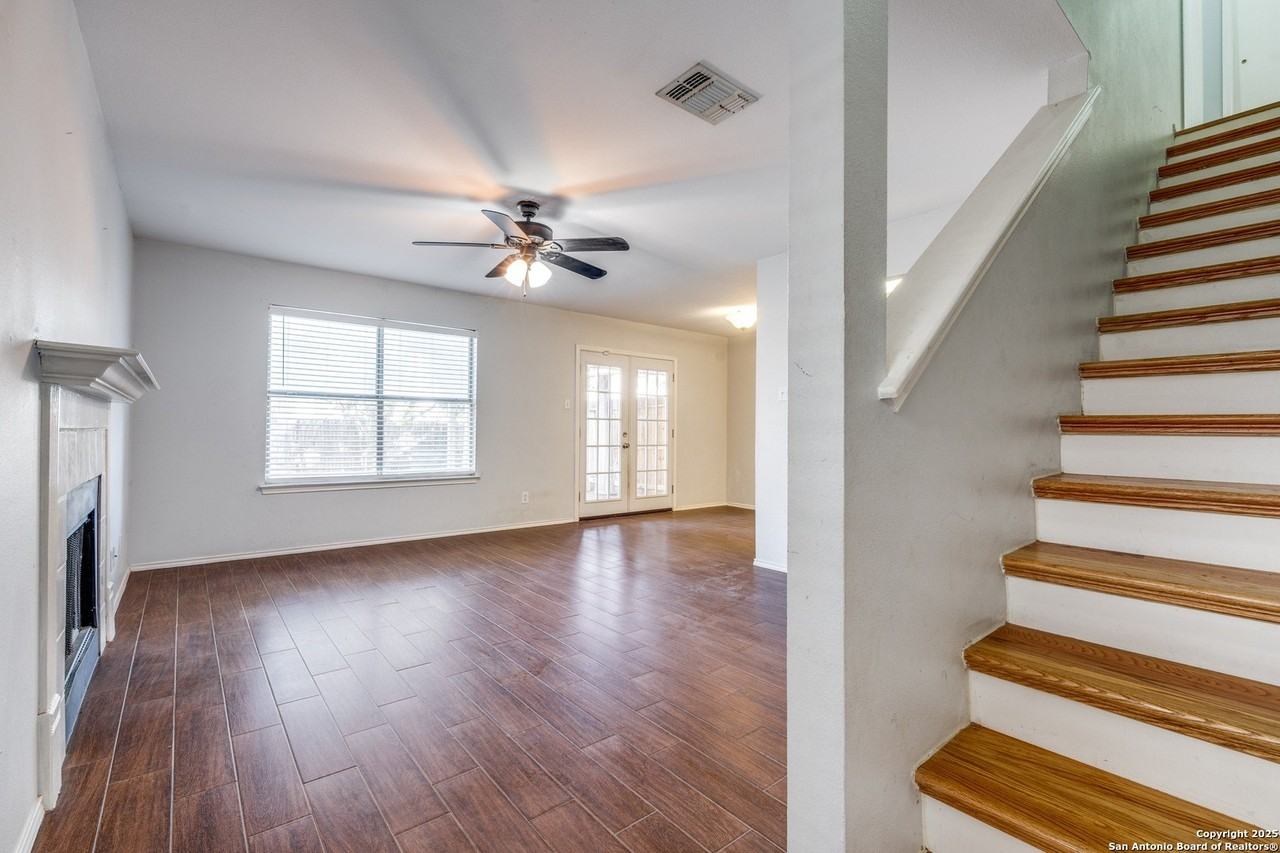 8006 Galaway Bay - Photo 4 of 25