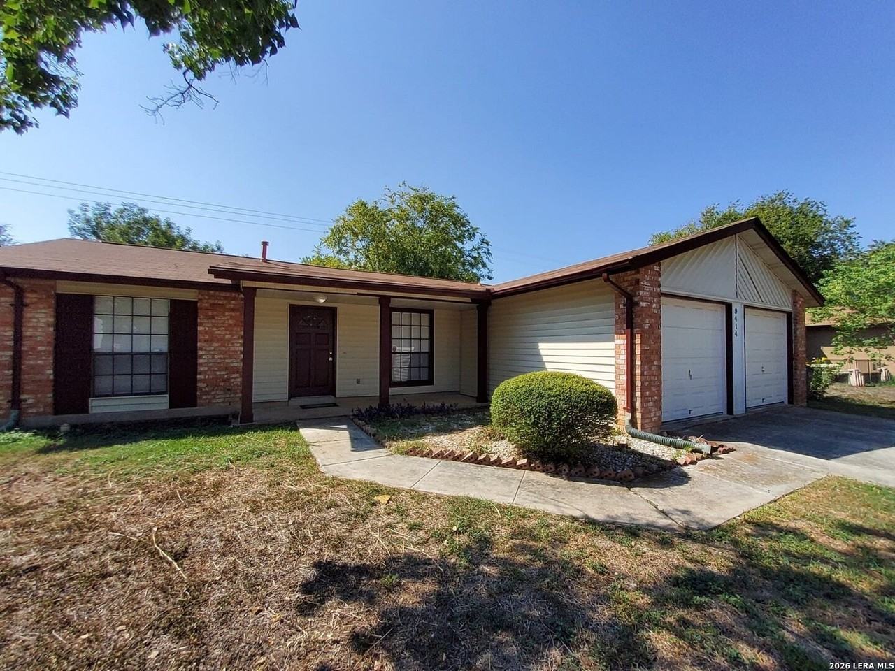 9414 Valley Dale St - Photo 2 of 15