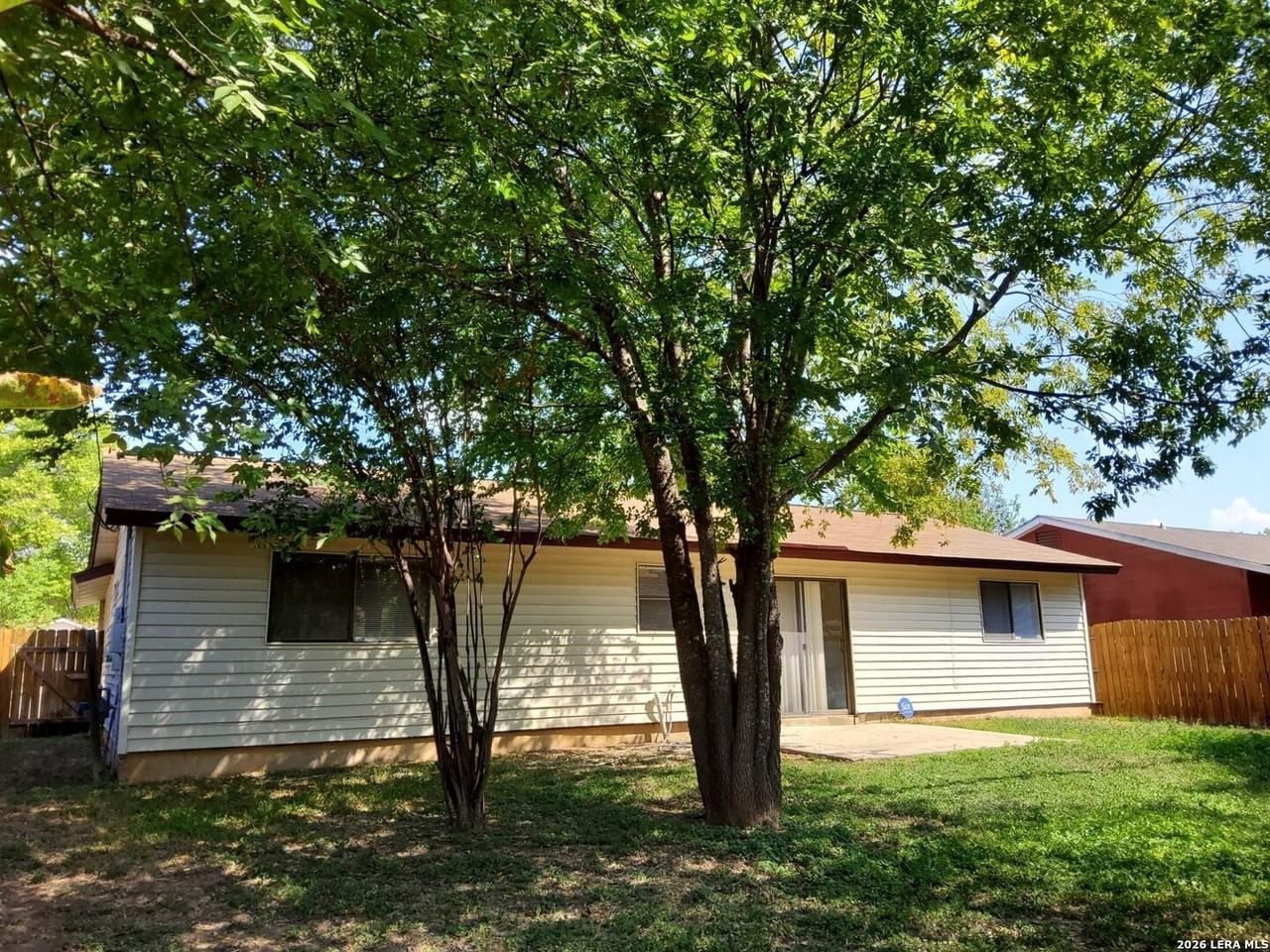 9414 Valley Dale St - Photo 3 of 15