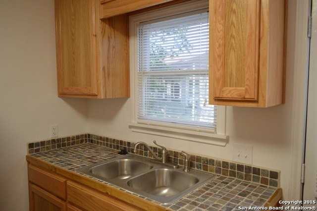 1812 Mardell St - Photo 4 of 15