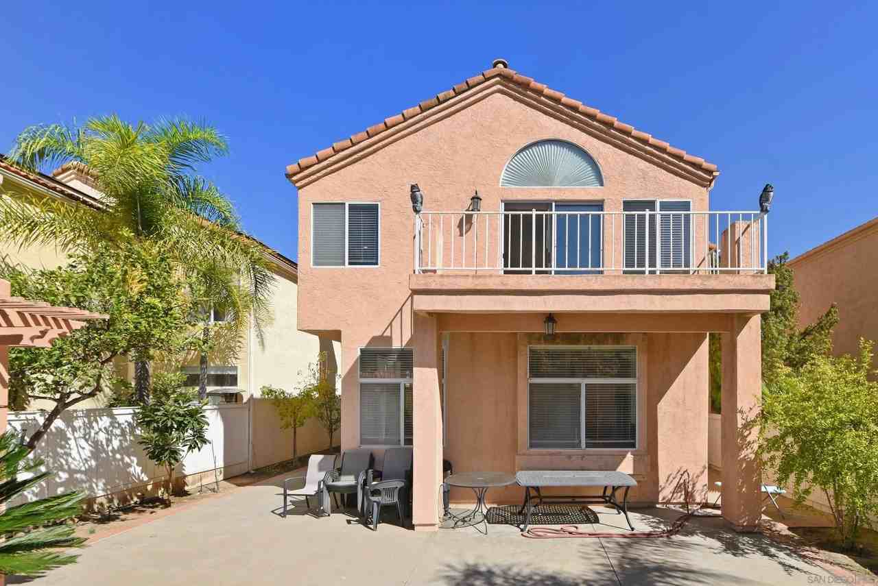 17964 Pueblo Vista Ln - Photo 3 of 43