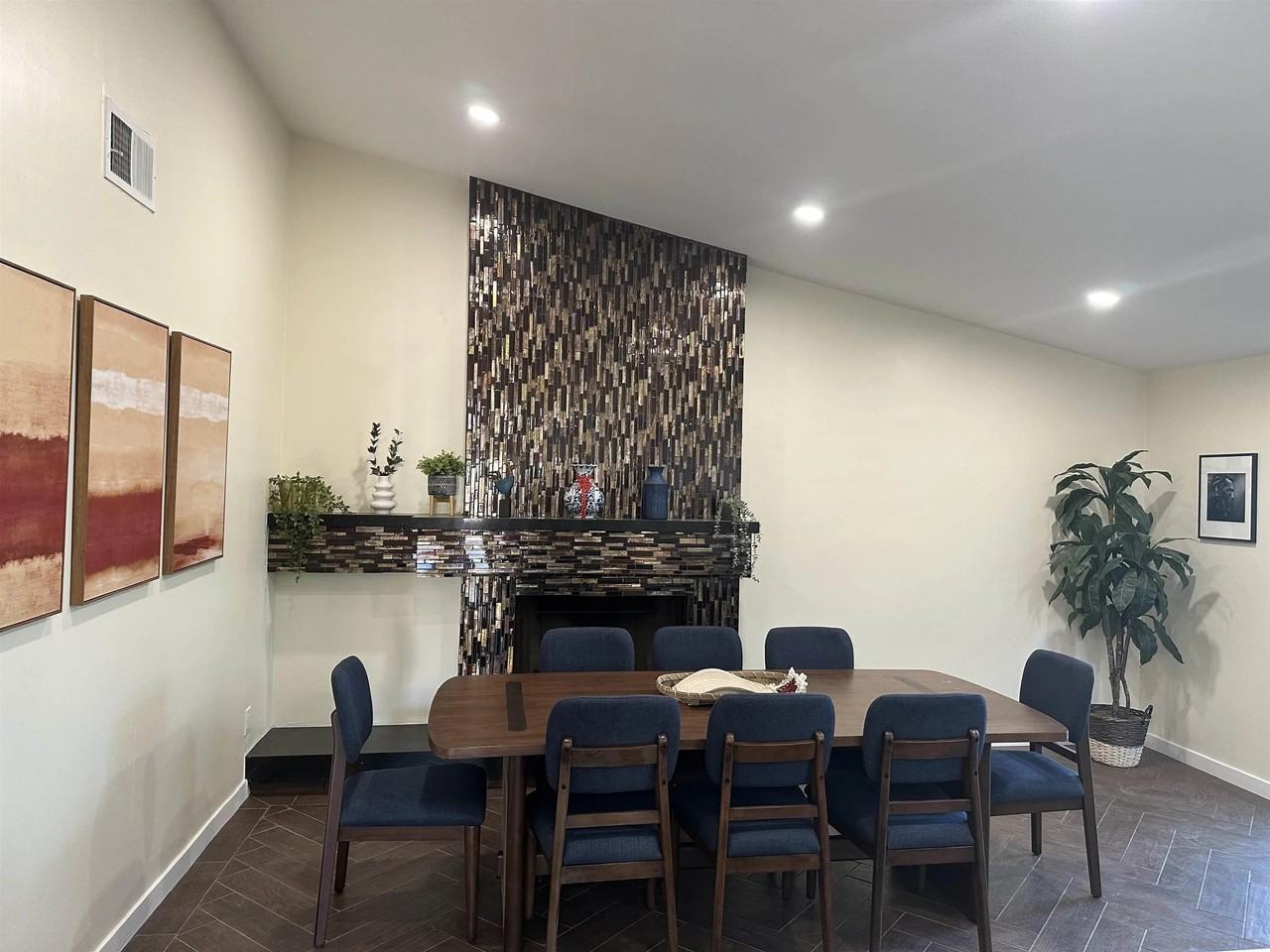 130 Rosemary Pl - Photo 6 of 21