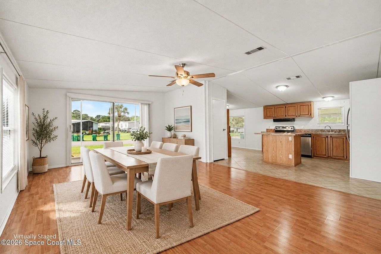 1612 Cocoa Bay Blvd - Photo 4 of 13
