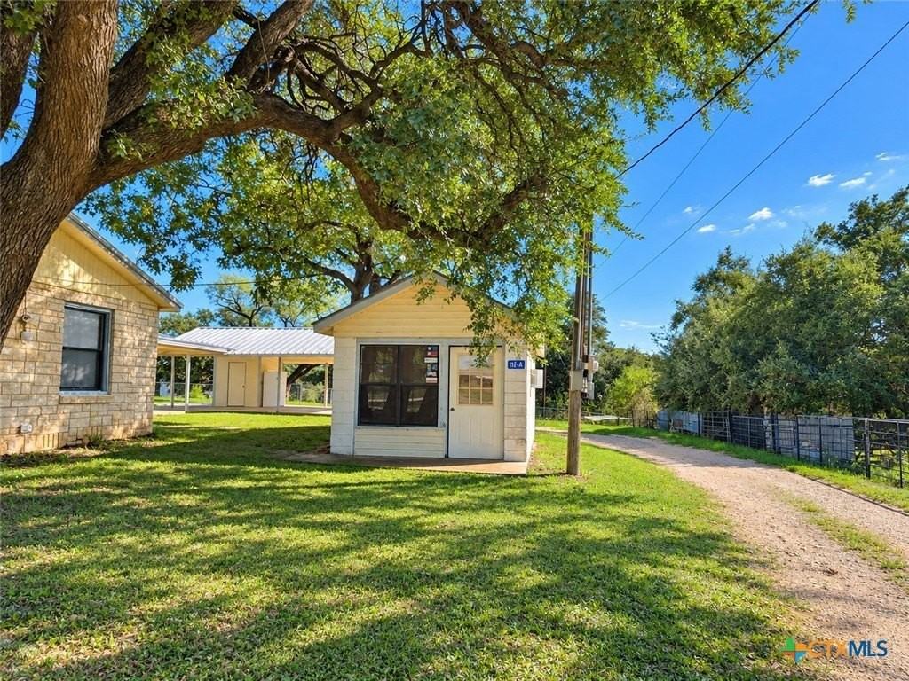 11292 E Highway 190 - Photo 5 of 16