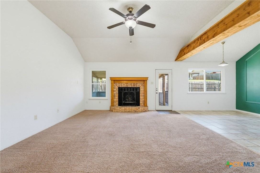 105 Mandy Cir - Photo 2 of 15